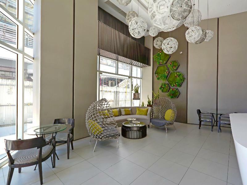 Currency Serviced Suites Pasig City Kültér fotó