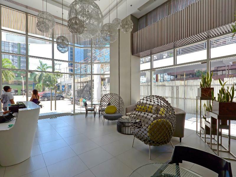Currency Serviced Suites Pasig City Kültér fotó